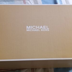 Micheal kids bodie slip on shoes